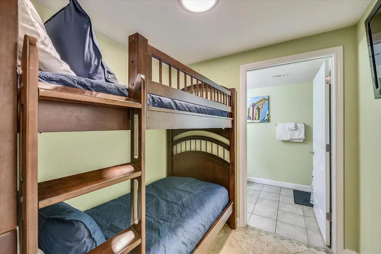 Apartment Shores Of Panama 204 - 2Nd Floor 2 Bedroom Sleeps 8, Same Floor Reserved Parking, Free Fun Condo Panama City Beach