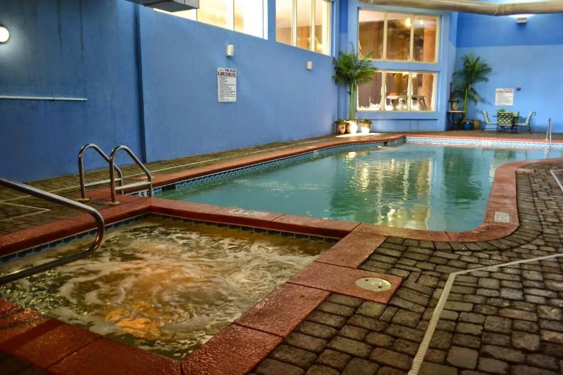 Shores Of Panama 204 - 2Nd Floor 2 Bedroom Sleeps 8, Same Floor Reserved Parking, Free Fun Condo Panama City Beach 0*,  United States