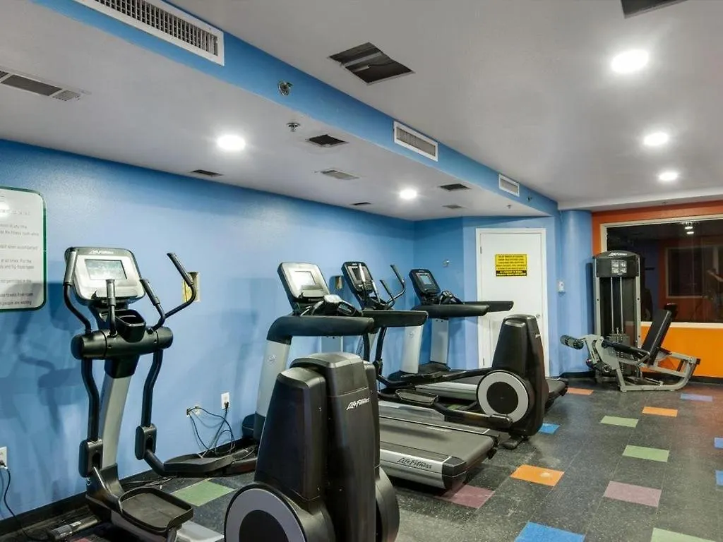 Apartment Shores Of Panama 204 - 2Nd Floor 2 Bedroom Sleeps 8, Same Floor Reserved Parking, Free Fun Condo Panama City Beach United States