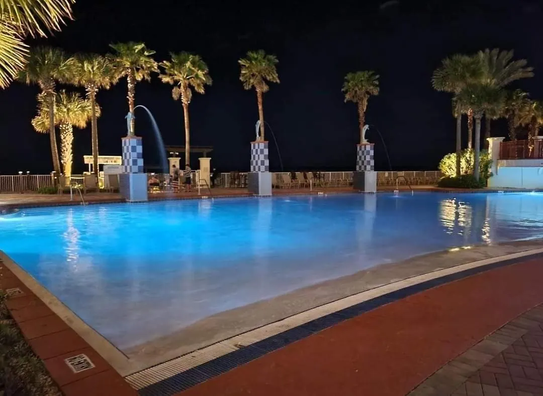 Shores Of Panama 204 - 2Nd Floor 2 Bedroom Sleeps 8, Same Floor Reserved Parking, Free Fun Condo Panama City Beach Apartment