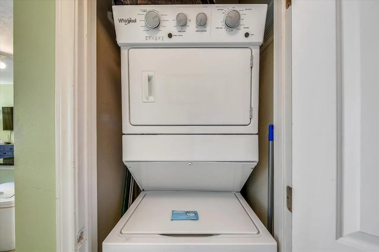 Shores Of Panama 204 - 2Nd Floor 2 Bedroom Sleeps 8, Same Floor Reserved Parking, Free Fun Condo Panama City Beach Appartamento